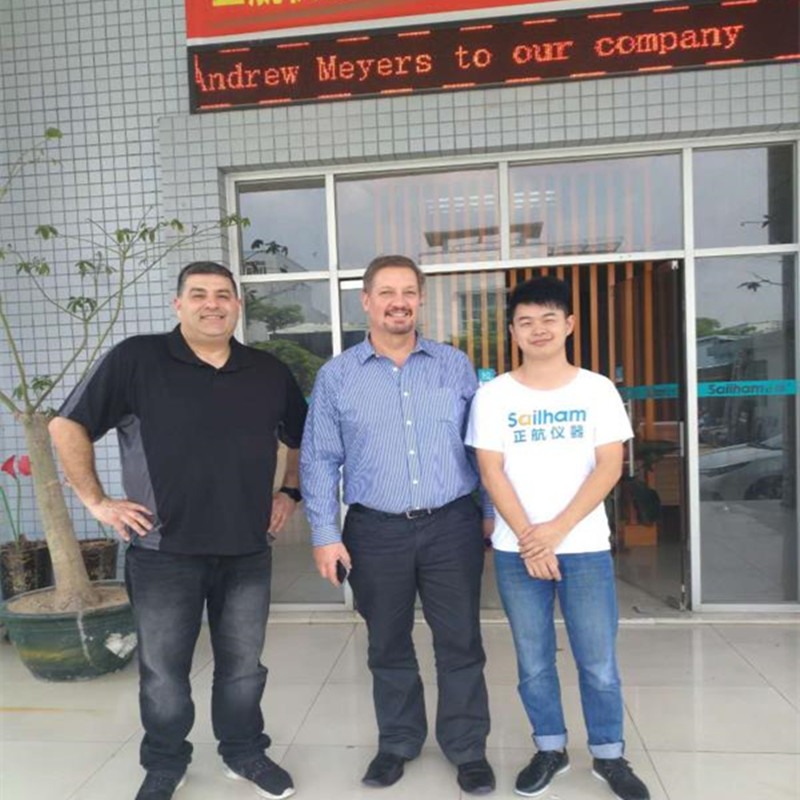 澳大利亞客戶來(lái)廠交流-正航儀器